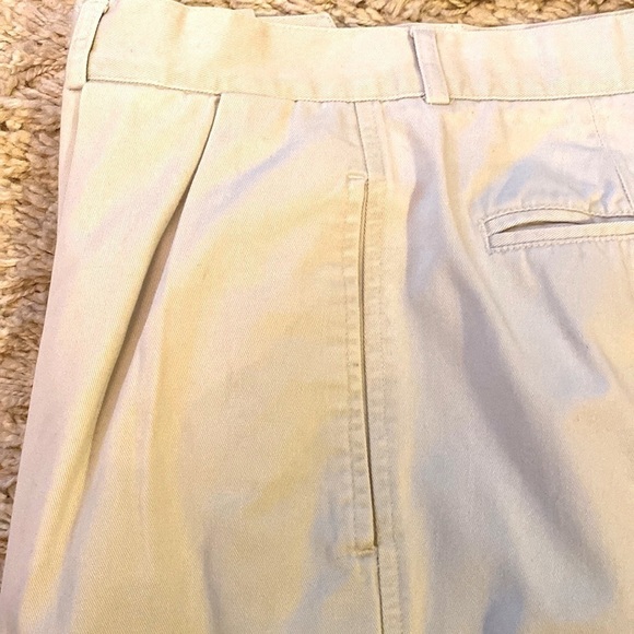Perry Ellis Ivory 100% cotton Chinos. Pleated front. 36x30. EUC. - Picture 3 of 4